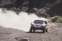 Peugeot 3008 DKR команды Peugeot Sport: Себастьен Лёб, Даниэль Элена