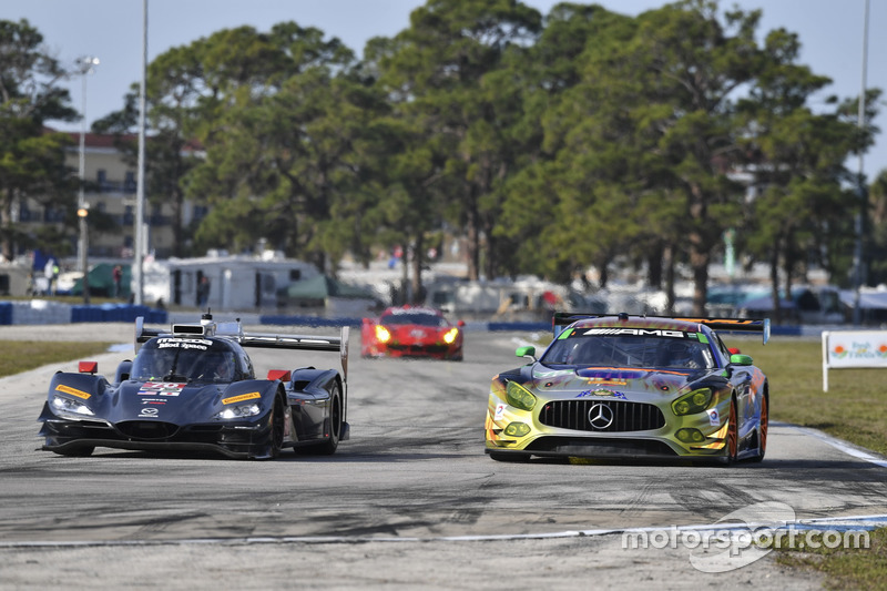 #70 Mazda Motorsports Mazda DPi: Joel Miller, Tom Long, Marino Franchitti