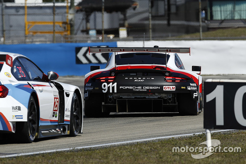 #911 Porsche Team North America Porsche 911 RSR: Patrick Pilet, Dirk Werner, Frédéric Makowiecki