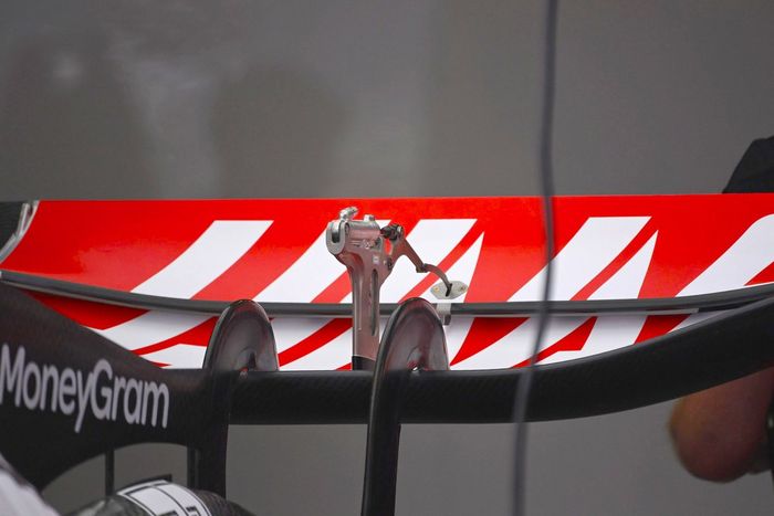 Haas VF-23 detalles técnicos