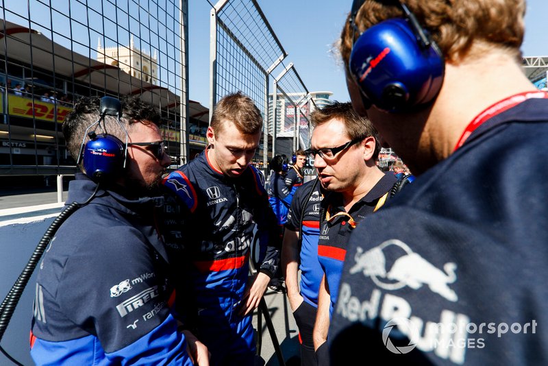 Daniil Kvyat, Toro Rosso, on the grid
