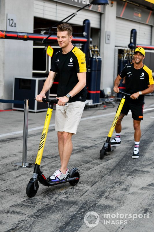 Daniel Ricciardo, Renault F1 Team ve Nico Hulkenberg, Renault F1 Team
