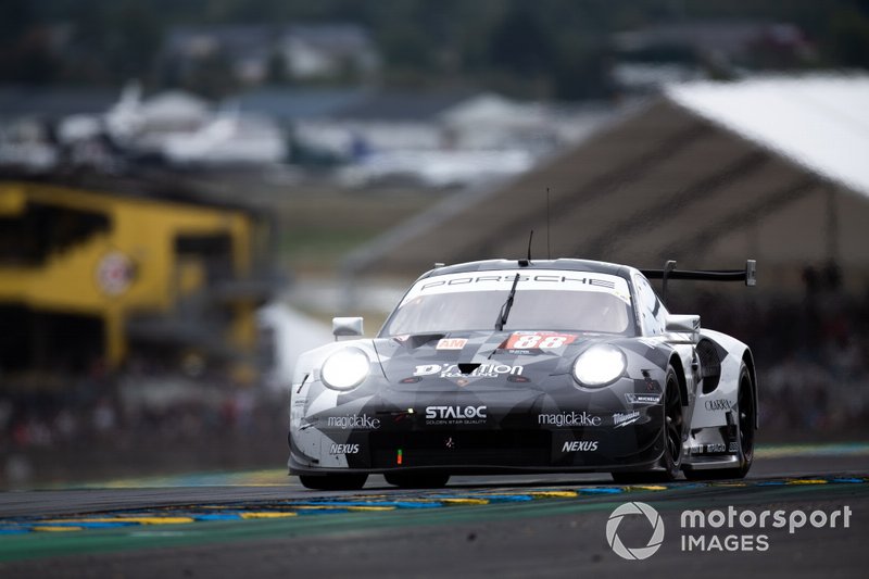 #88 Dempsey-Proton Racing, Porsche 911 RSR: Satoshi Hoshino, Giorgio Roda, Matteo Cairoli