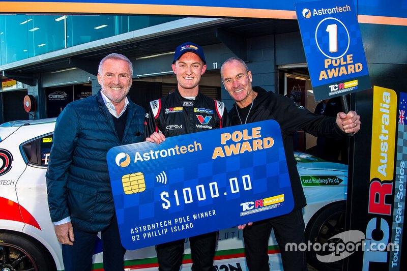 Pole sitter Dylan O'Keeffe, Ashley Seward Motorsport Alfa Romeo Giulietta