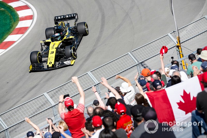 Daniel Ricciardo, Renault F1 Team R.S.19
