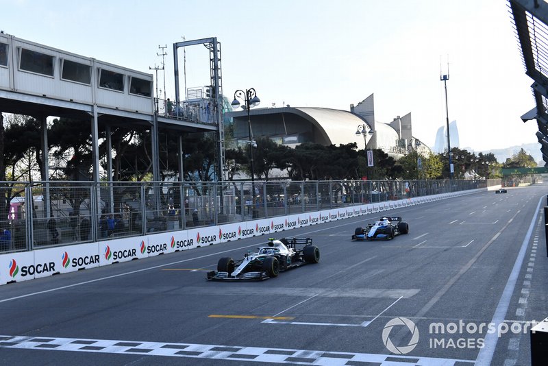 Valtteri Bottas, Mercedes AMG W10, Lewis Hamilton, Mercedes AMG F1 W10