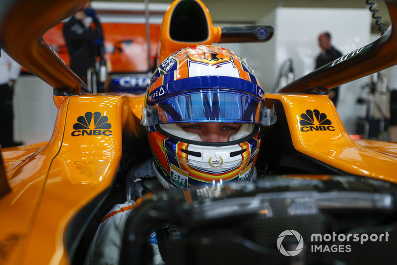Lando Norris, McLaren, dans son cockpit