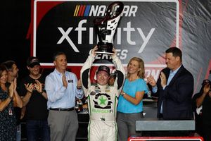 Tyler Reddick, JR Motorsports, Chevrolet Camaro BurgerFi, trophy, victory lane