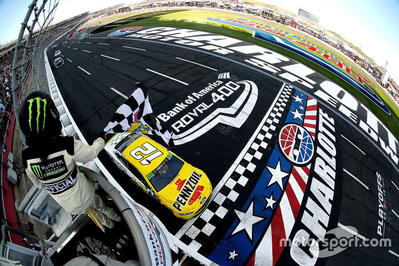 1. Ryan Blaney, Team Penske, Ford Fusion Menards/Pennzoil