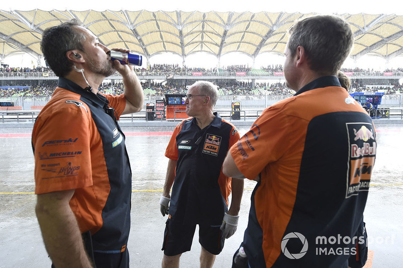 Red Bull KTM Factory Racing garage