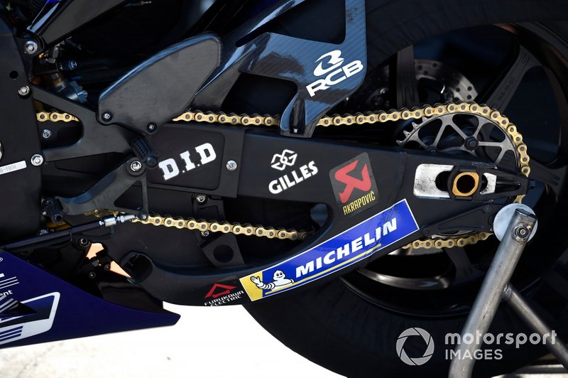 Yamaha YZR-M1: Schwinge