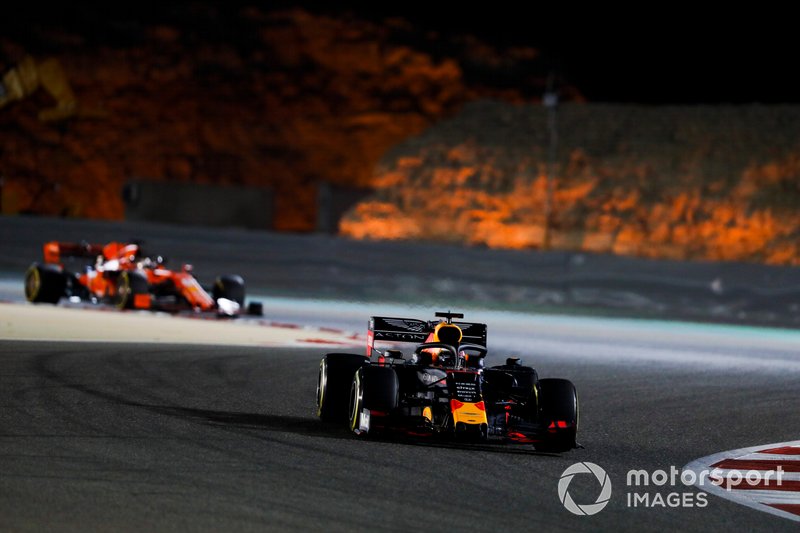Max Verstappen, Red Bull Racing RB15, Sebastian Vettel, Ferrari SF90