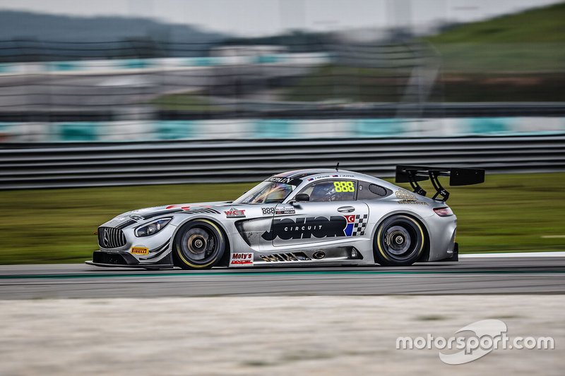 #888 Triple Eight Race Engineering Australia Mercedes-AMG GT3: Jefri Ibrahim, Jazeman Jaafar