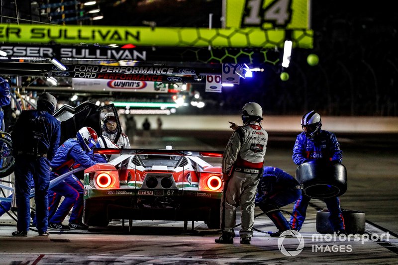 #67 Ford Chip Ganassi Racing Ford GT, GTLM: Ryan Briscoe, Richard Westbrook, Scott Dixon