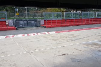 Atmosfera in pit lane