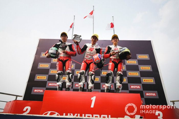 Podium Race 1: Sho Nishimura, Afridza Munandar, Takuma Matsuyama