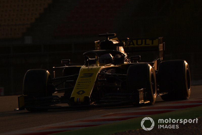Daniel Ricciardo, Renault F1 Team R.S. 19