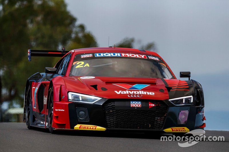 #2 Audi Sport Team Valvoline Audi R8 LMS: Christopher Mies, Christopher Haase, Markus Winkelhock