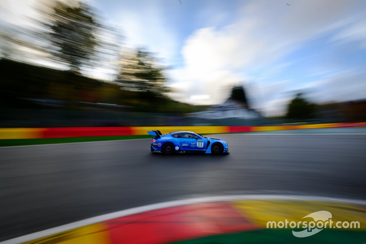 #11 Team Parker Racing Bentley Continental GT3: Nicolai Kjaergaard, Euan McKay, Frank Bird