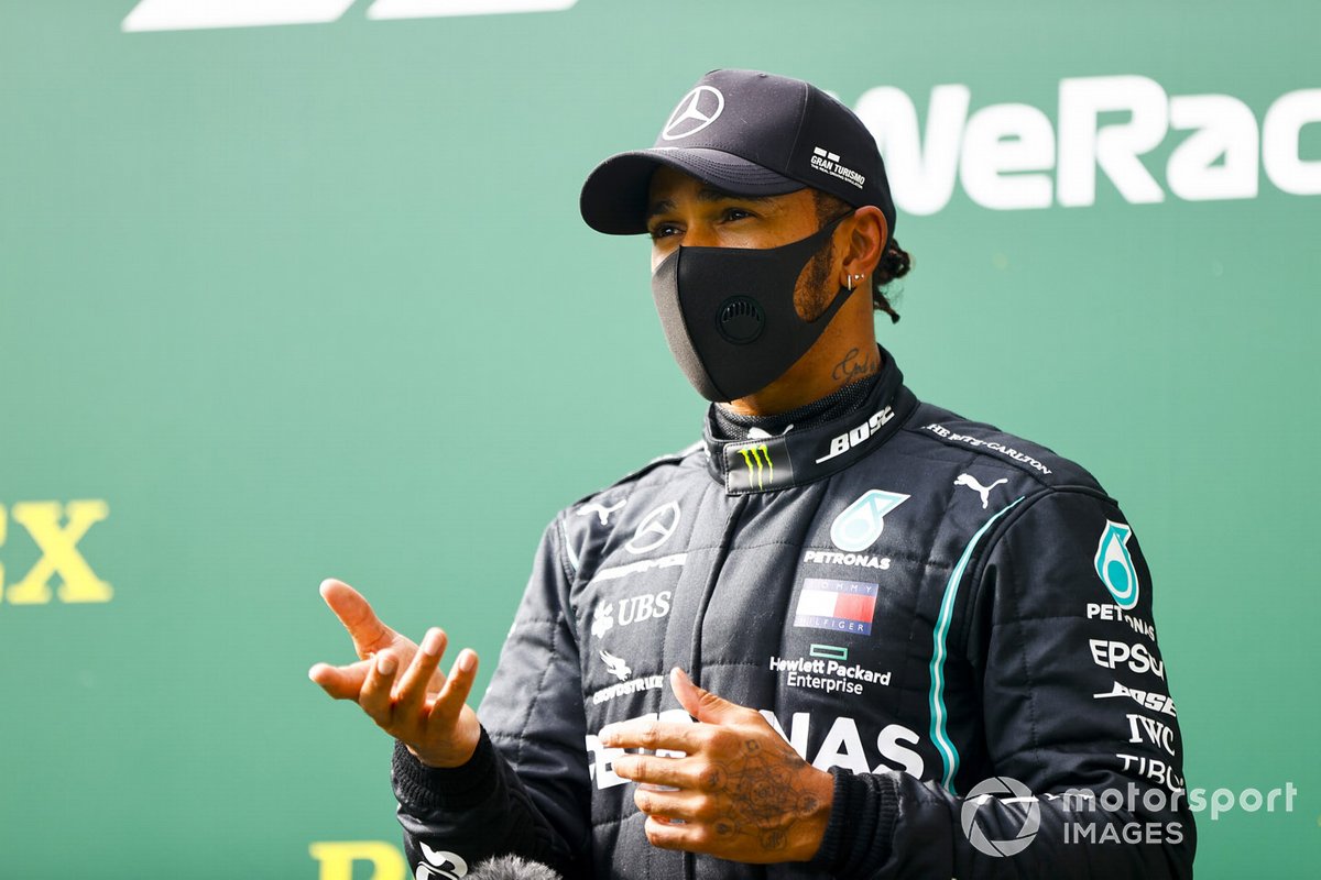 Ganador de la pole Lewis Hamilton, Mercedes-AMG F1