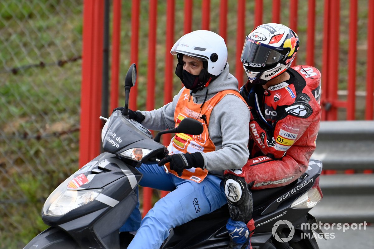 Andrea Dovizioso, Ducati Team dopo la caduta