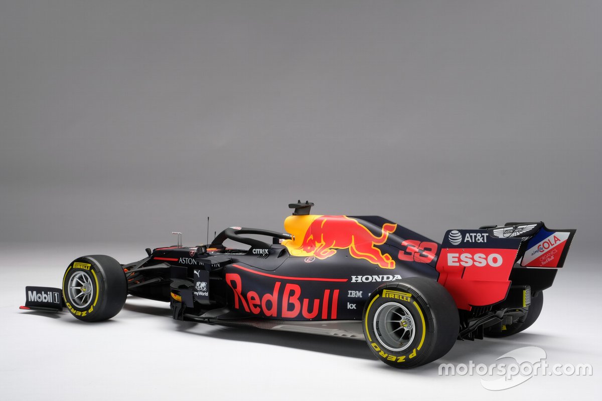 Aston Martin Red Bull Racing RB15 van Amalgam, schaal 1:8