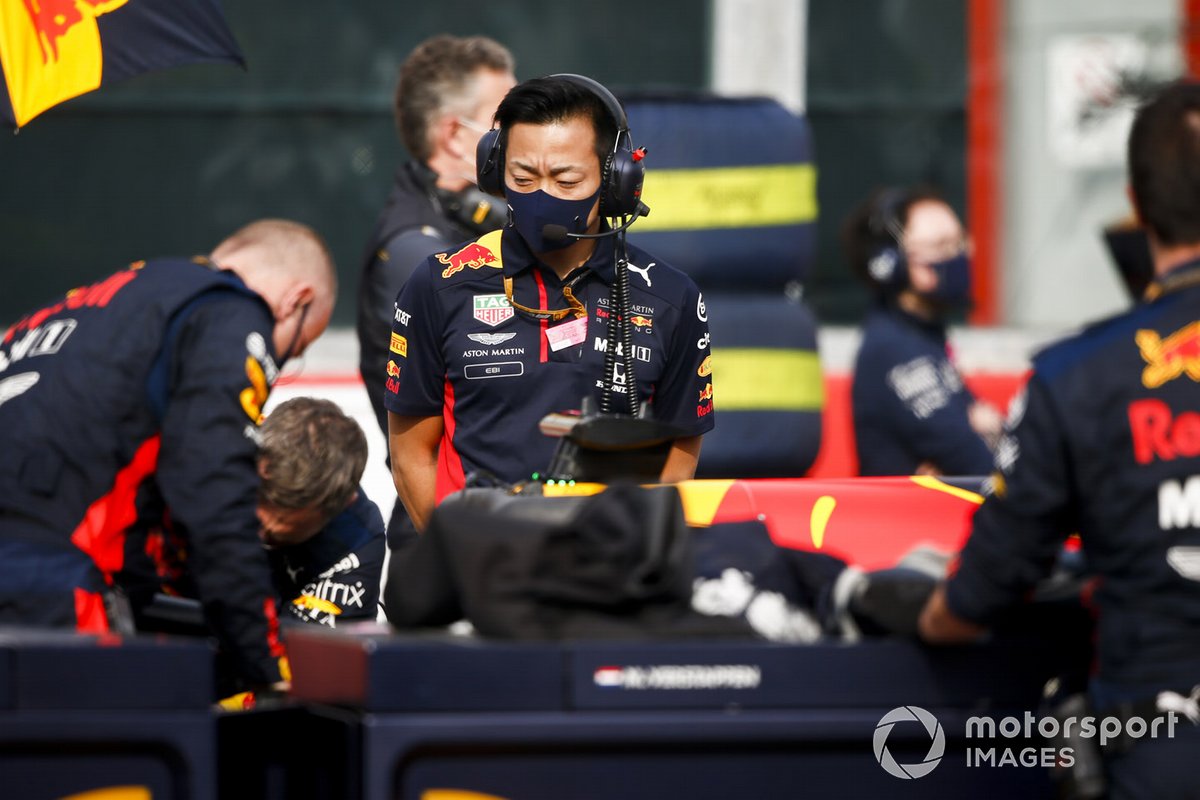 Mecánicos e ingenieros de Red Bull