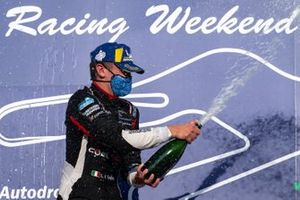 Leonardo Caglioni, Ombra Racing festeggia la vittoria di Gara1