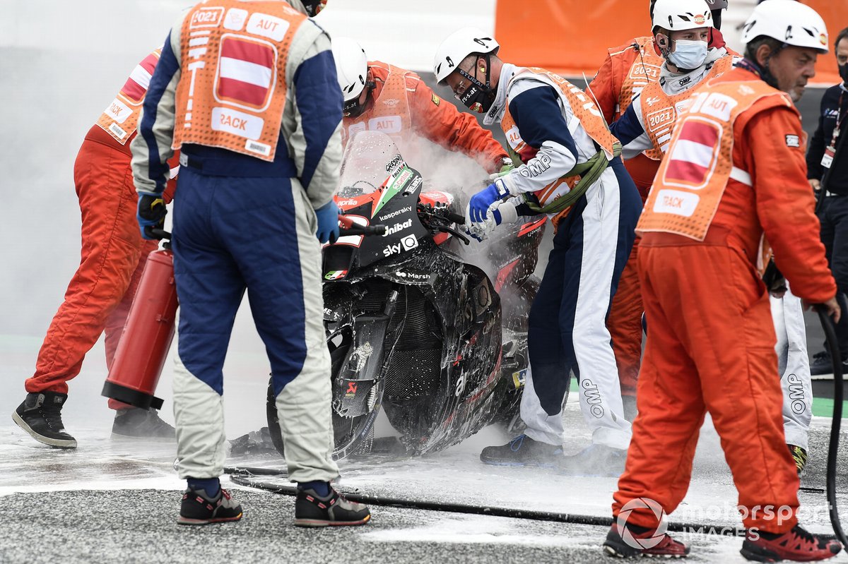 Crash at turn 2