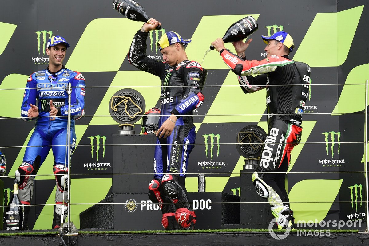 Podio: ganador Fabio Quartararo, Yamaha Factory Racing, segundo lugar Alex Rins, Team Suzuki MotoGP, tercer lugar Aleix Espargaró, Aprilia Racing Team Gresini
