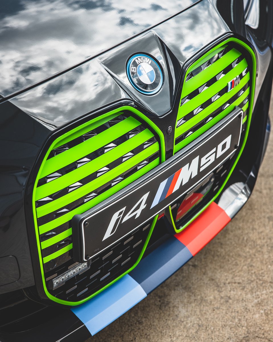 Safety-Car: BMW i4 M50