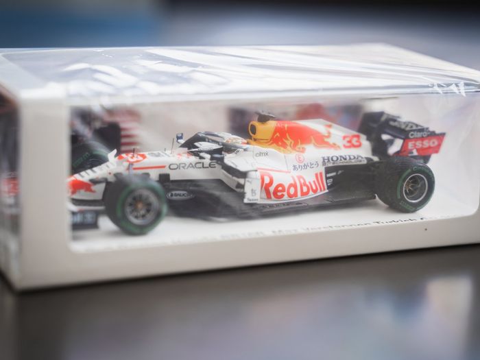 F1ミニカー レッドブルホンダ　フェルスタッペン　2021 F1オフィシャルグッズストア EURO SPORTS公式通販