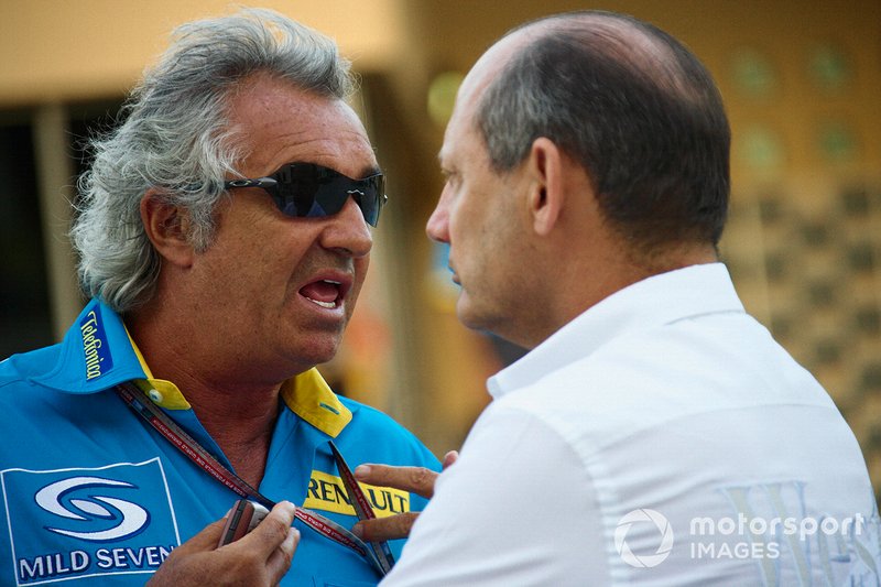 Flavio Briatore, Renault F1 Team and Ron Dennis, Team principal McLaren