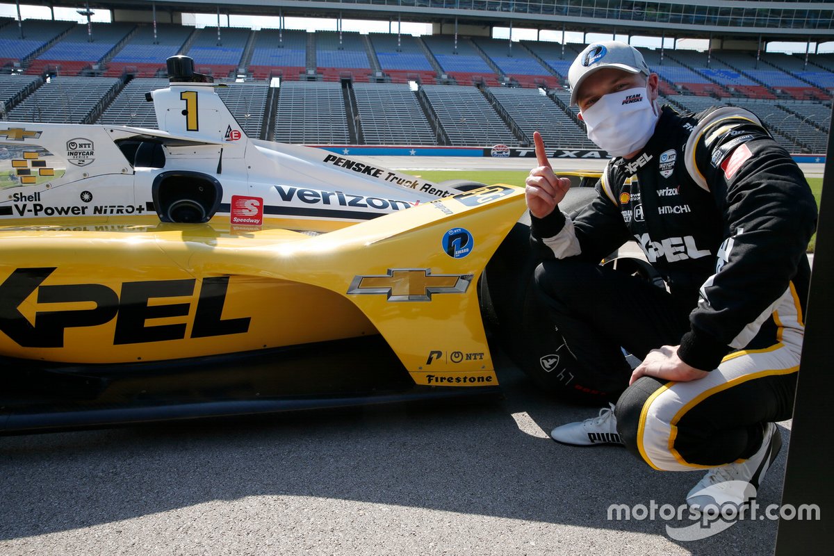 Il vincitore della gara e poleposition, Josef Newgarden, Team Penske Chevrolet