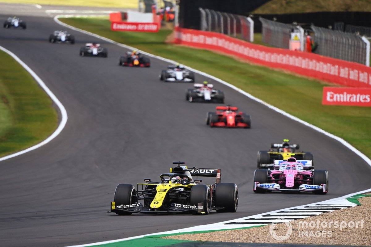 Daniel Ricciardo, Renault F1 Team R.S.20, Lance Stroll, Racing Point RP20, e Esteban Ocon, Renault F1 Team R.S.20