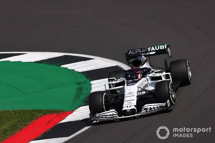 Daniil Kvyat, AlphaTauri AT01 