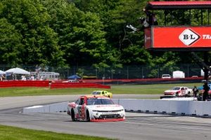 Ganador A.J. Allmendinger, Kaulig Racing, Chevrolet Camaro