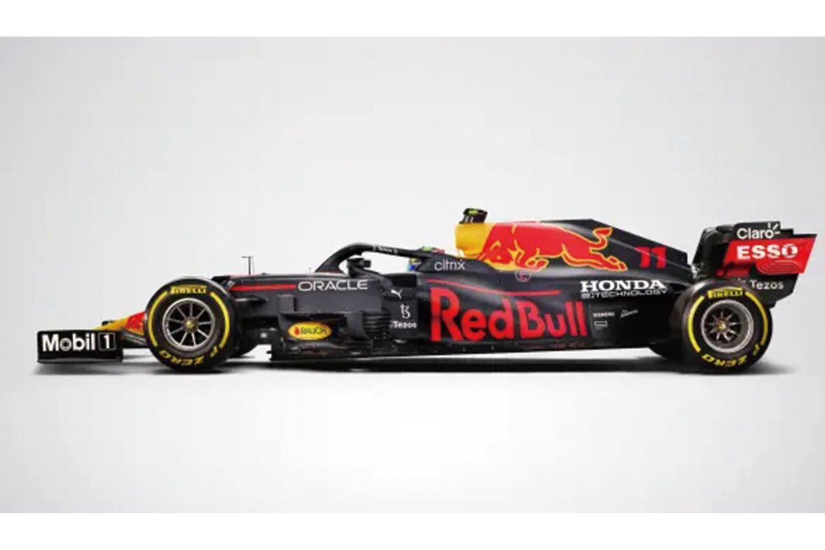 『Honda e:TECHNOLOGY』のロゴマークをまとうRed Bull Racing RB16B