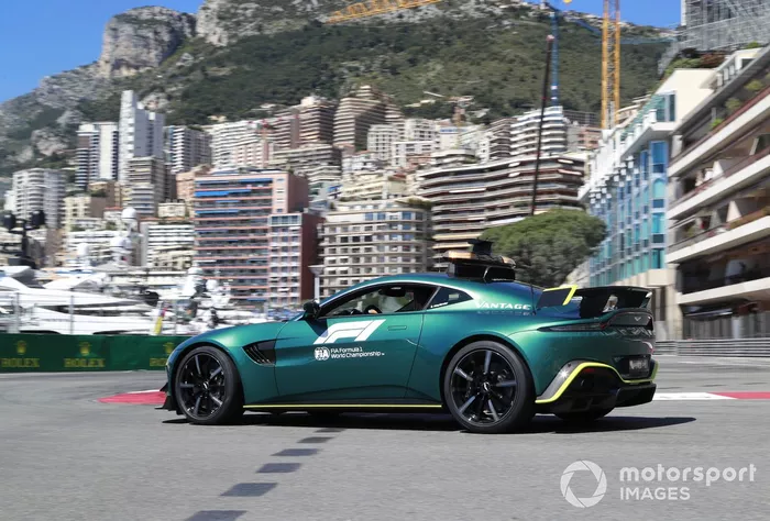 El Safety Car en la pista