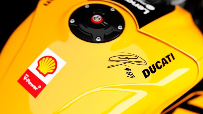 Réplica de la Panigale V4 Bagnaia 2023 Campeona del Mundo