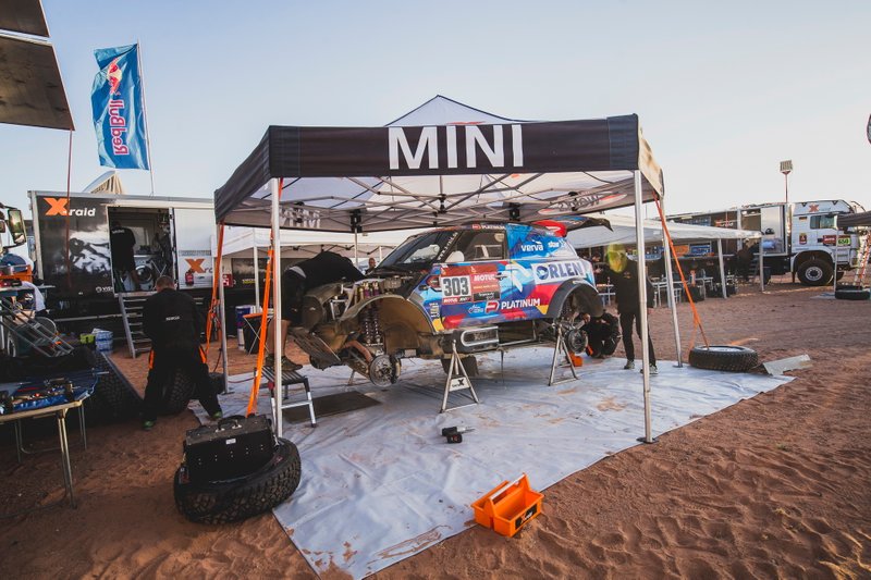 #303 JCW X-Raid Team: Jakub Przygonski, Timo Gottschalk