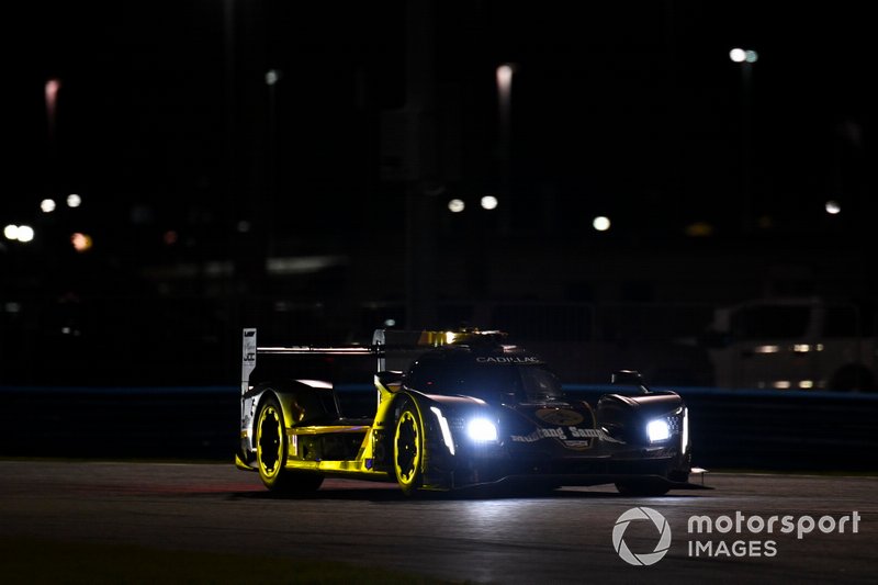 #5 Mustang Sampling Racing / JDC-Miller MotorSports Cadillac DPi, DPi: Sebastien Bourdais, Loic Duval, Tristan Vautier, Joao Barbosa