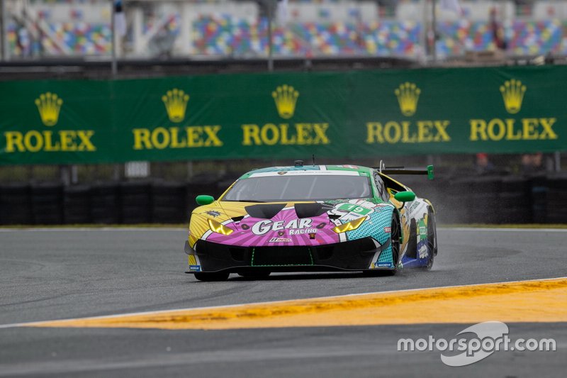 #19 GEAR Racing powered by GRT Grasser Lamborghini Huracan GT3: Christina Nielsen, Katherine Legge, Tatjana Calderon, Rahel Frey