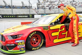 Joey Logano, Team Penske, Ford Mustang Shell Pennzoil