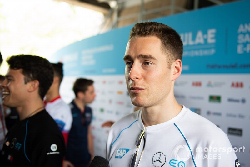 Stoffel Vandoorne, Mercedes Benz EQ talks to the press