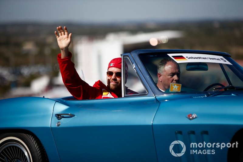 Sebastian Vettel, Ferrari, durante la drivers parade