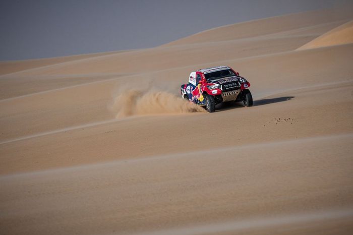 #304 Toyota Gazoo Racing: Giniel De Villiers, Alex Haro Bravo