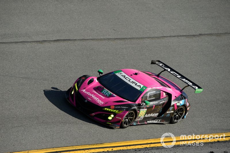 #86 Meyer Shank Racing w/Curb-Agajanian Acura NSX GT3, GTD: Mario Farnbacher, Matt McMurry, Shinya Michimi, Jules Gounon