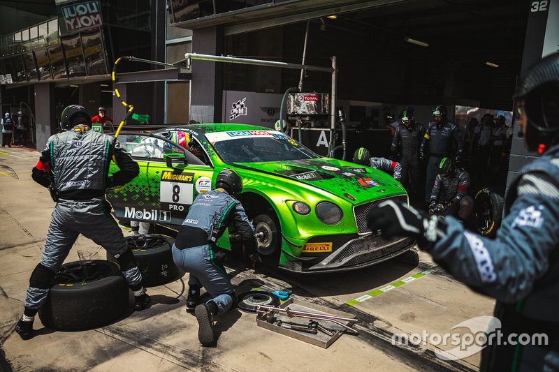 #8 Bentley Team M-Sport Bentley Continental GT3: Alex Buncombe, Oliver Jarvis, Sebastian Morris