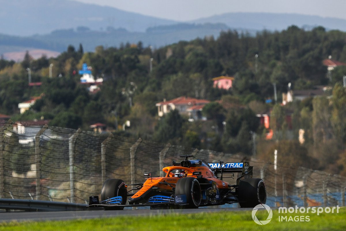 Carlos Sainz Jr., McLaren MCL35